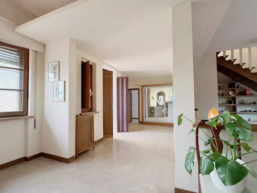 Immagine 3 di Villa in vendita  a Pieve A Nievole