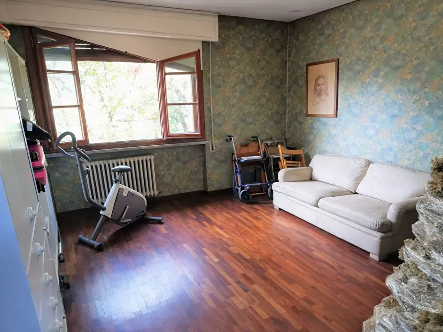 Immagine 22 di Villa in vendita  a Pieve A Nievole