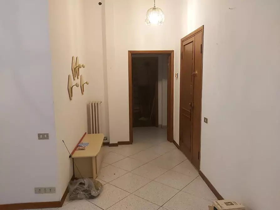 Immagine 12 di Appartamento in vendita  a Vicopisano