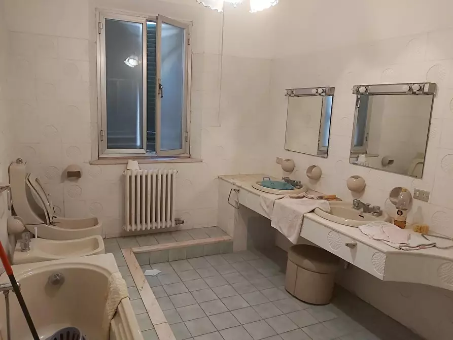 Immagine 24 di Appartamento in vendita  a Vicopisano