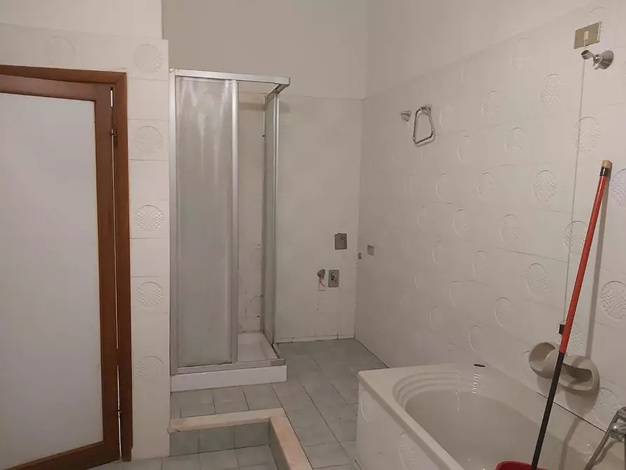 Immagine 22 di Appartamento in vendita  a Vicopisano