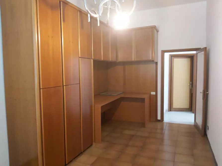 Immagine 28 di Appartamento in vendita  a Vicopisano