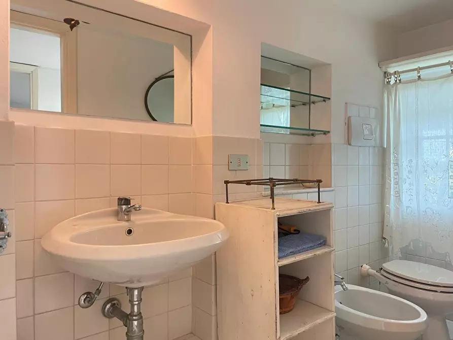 Immagine 9 di Appartamento in vendita  a Forte Dei Marmi