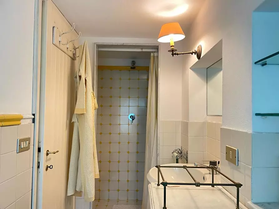 Immagine 10 di Appartamento in vendita  a Forte Dei Marmi