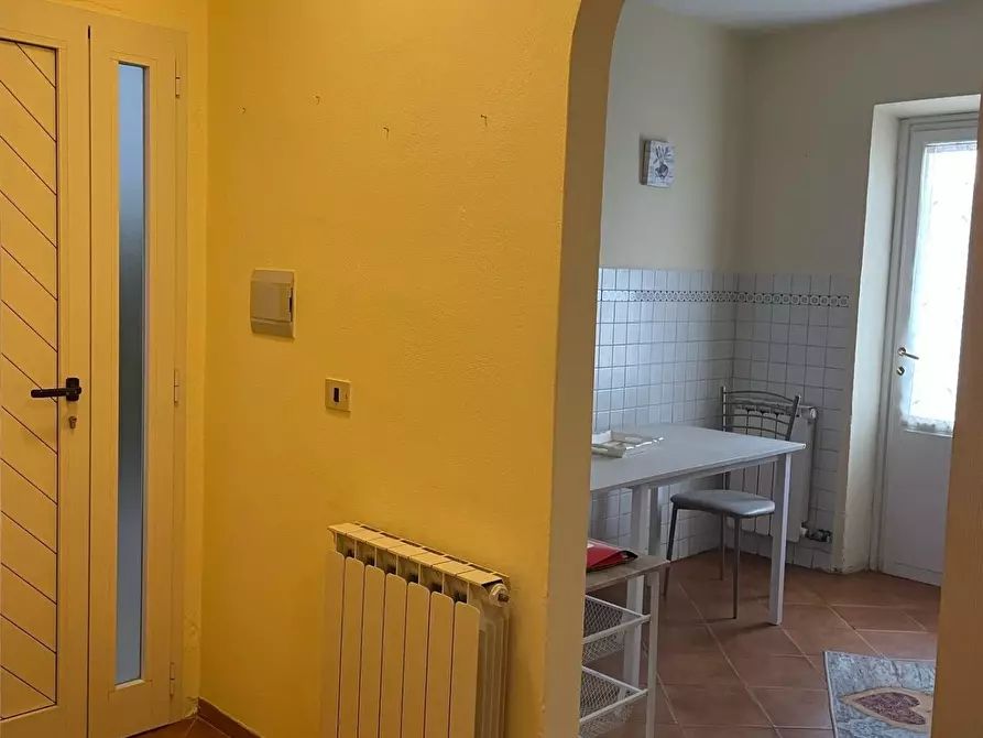 Immagine 7 di Appartamento in vendita  a Viareggio