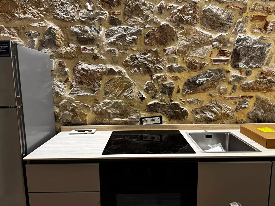 Immagine 8 di Appartamento in vendita  a Viareggio