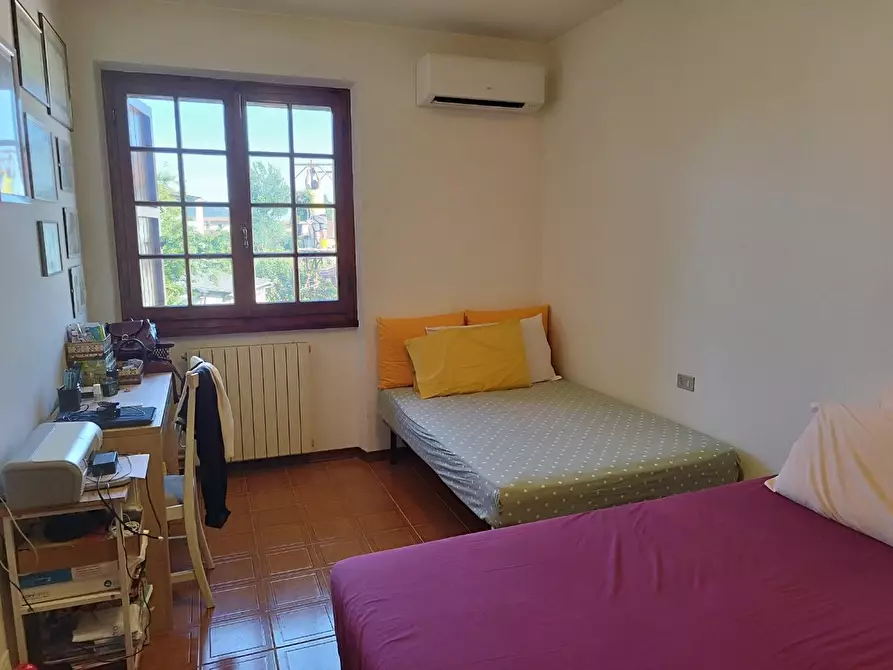 Immagine 16 di Villetta a schiera in vendita  a Camaiore