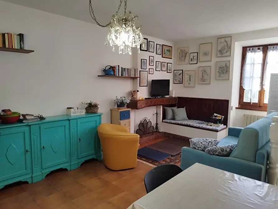 Immagine 10 di Villetta a schiera in vendita  a Camaiore