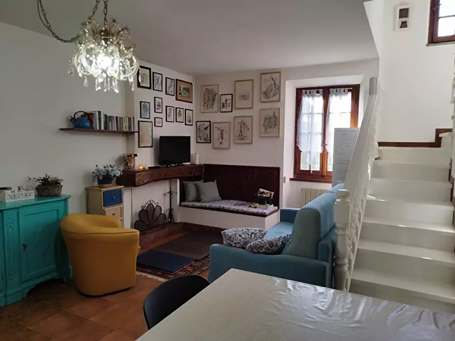 Immagine 9 di Villetta a schiera in vendita  a Camaiore