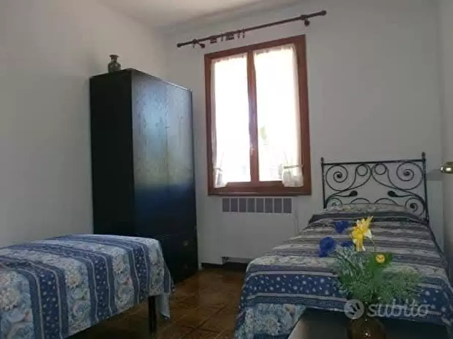 Immagine 4 di Casa bifamiliare in affitto  a Ameglia