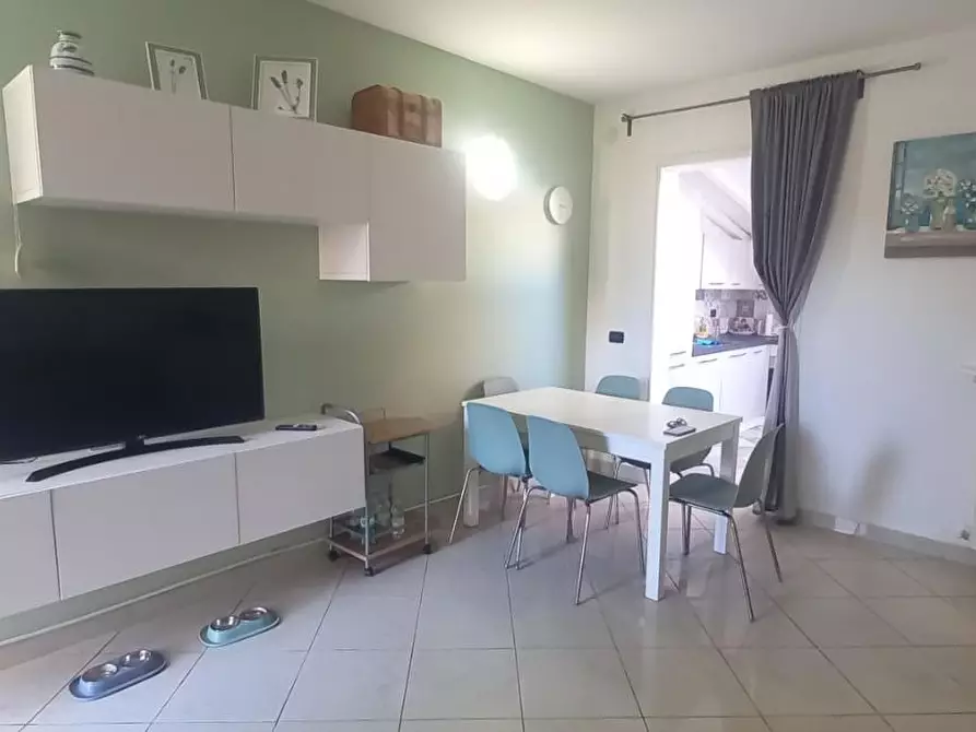 Immagine 3 di Appartamento in vendita  a Camaiore