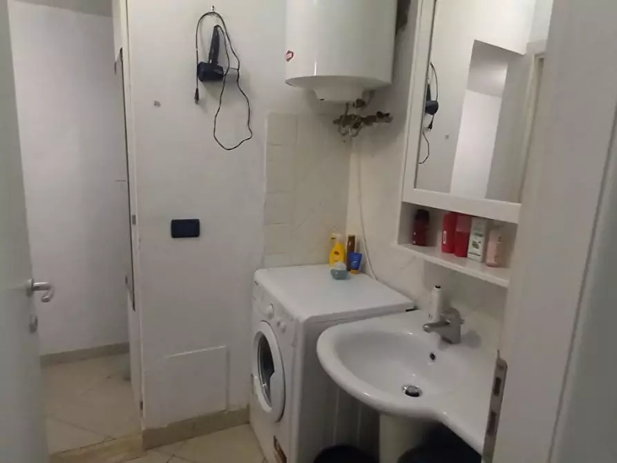 Immagine 13 di Appartamento in vendita  a Camaiore