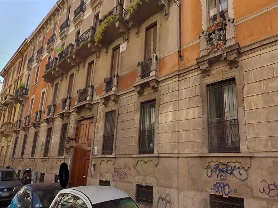 Immagine 1 di Laboratorio in vendita  a Milano