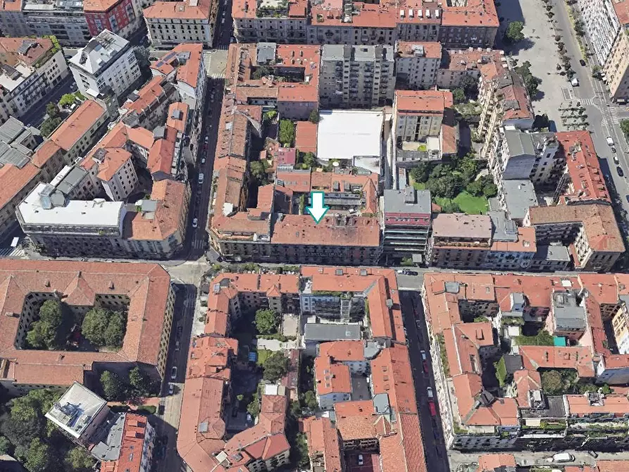 Immagine 2 di Laboratorio in vendita  a Milano