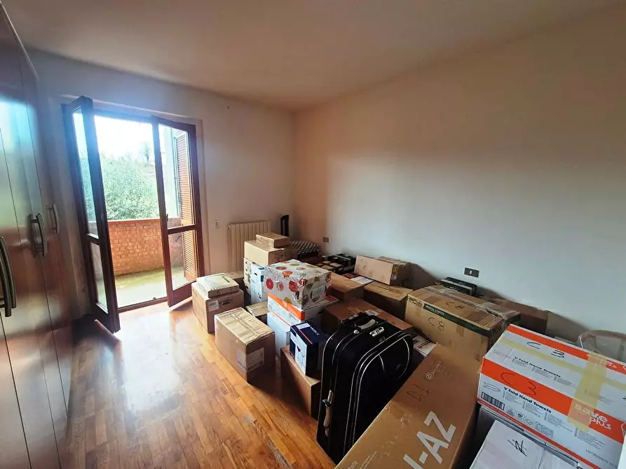 Immagine 6 di Appartamento in vendita  a Siena