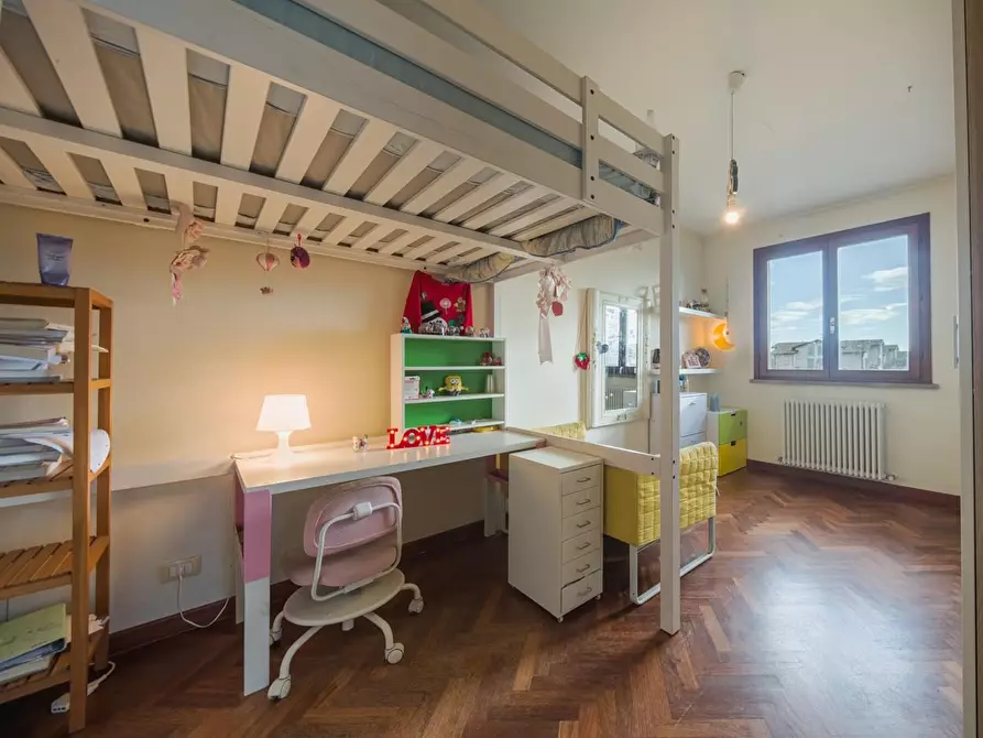 Immagine 15 di Casa bifamiliare in vendita  a Cascina