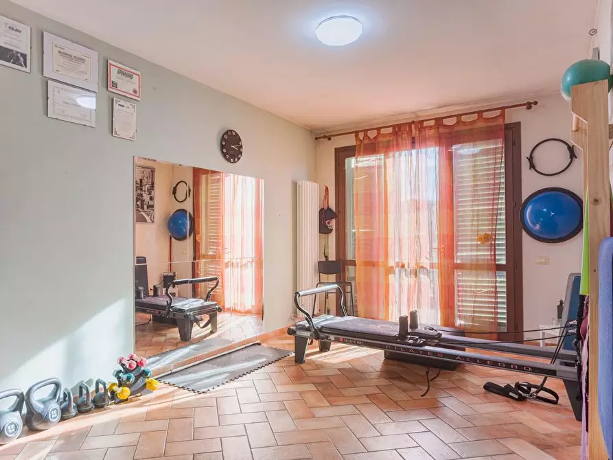 Immagine 25 di Casa bifamiliare in vendita  a Cascina