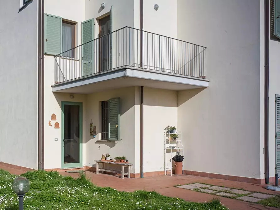 Immagine 34 di Casa bifamiliare in vendita  a Cascina