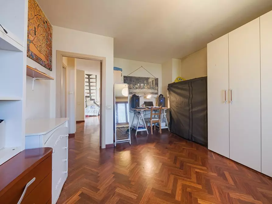 Immagine 16 di Casa bifamiliare in vendita  a Cascina