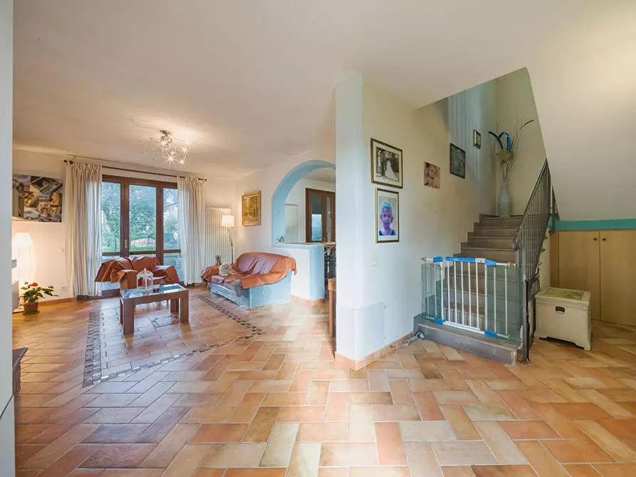 Immagine 5 di Casa bifamiliare in vendita  a Cascina