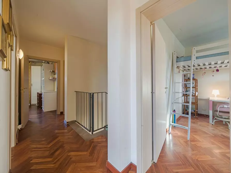 Immagine 10 di Casa bifamiliare in vendita  a Cascina