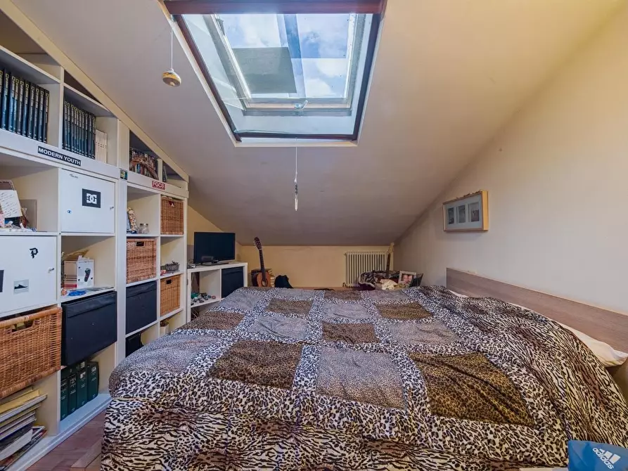 Immagine 22 di Casa bifamiliare in vendita  a Cascina