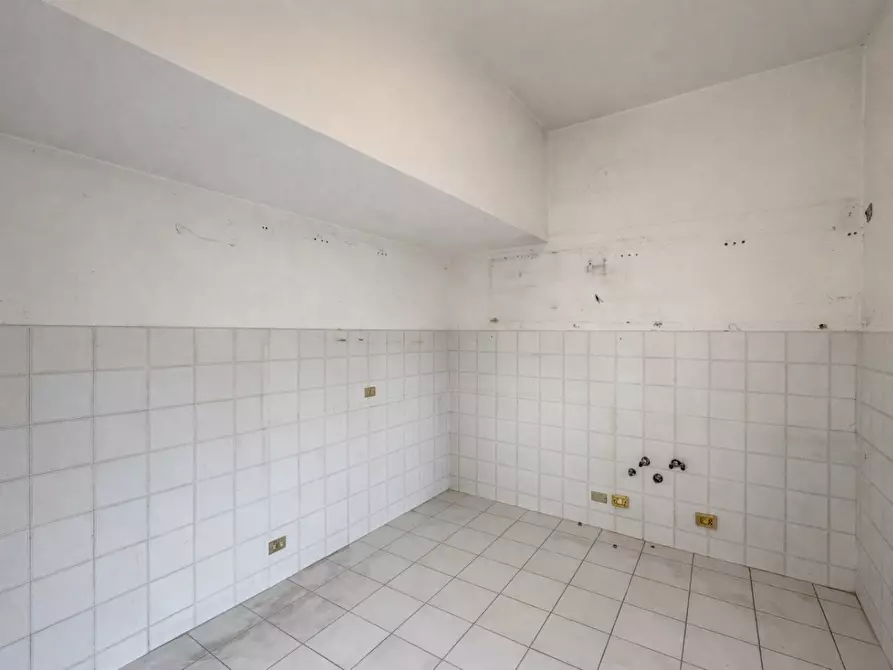 Immagine 14 di Villetta a schiera in vendita  a Empoli