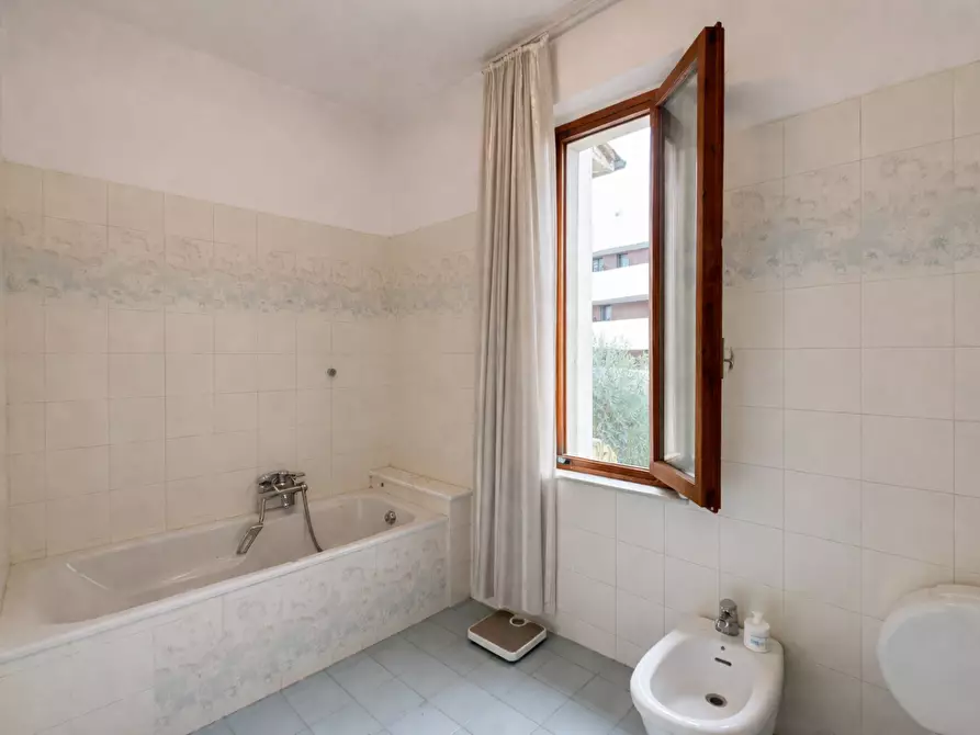 Immagine 22 di Villetta a schiera in vendita  a Empoli