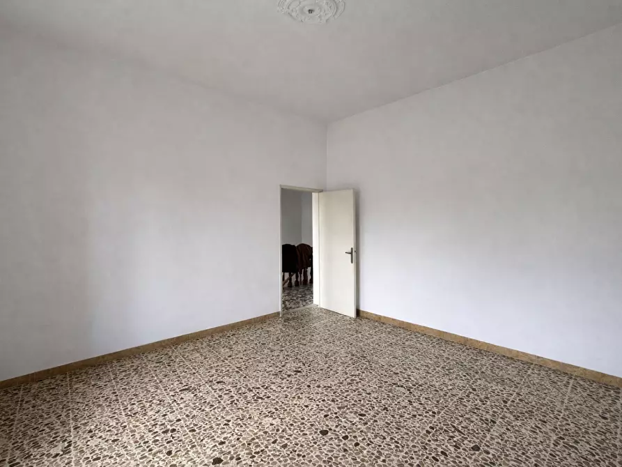 Immagine 26 di Villetta a schiera in vendita  a Empoli