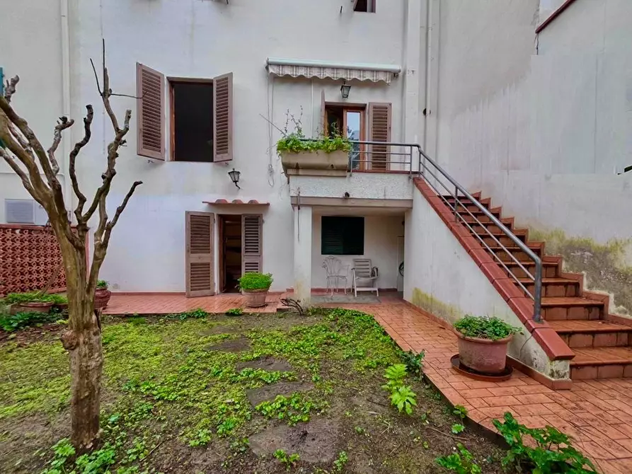 Immagine 1 di Villetta a schiera in vendita  a Empoli