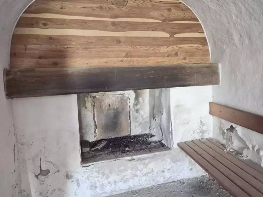 Immagine 14 di Rustico / casale in vendita  a Camaiore