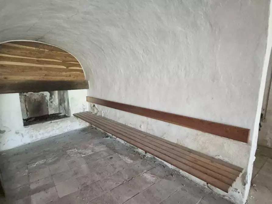 Immagine 15 di Rustico / casale in vendita  a Camaiore