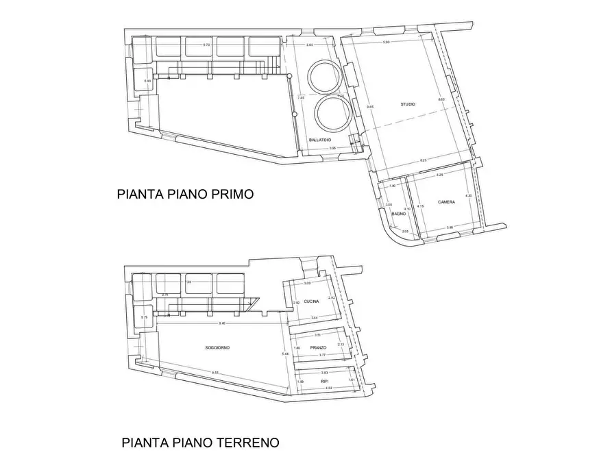 Immagine 45 di Rustico / casale in vendita  a Camaiore