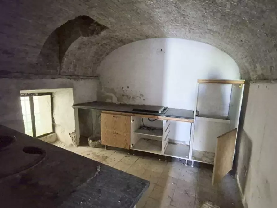 Immagine 6 di Rustico / casale in vendita  a Camaiore