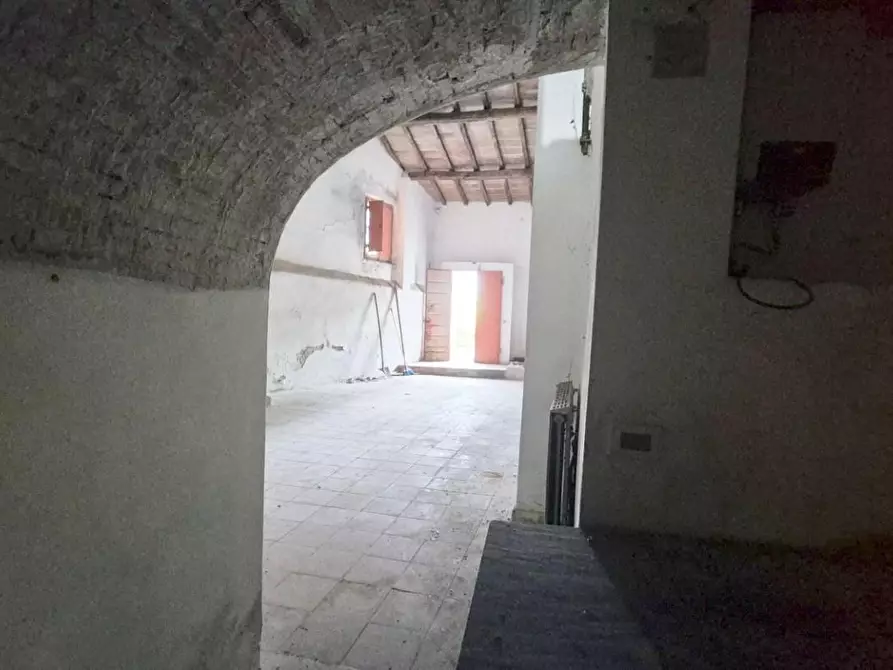 Immagine 10 di Rustico / casale in vendita  a Camaiore