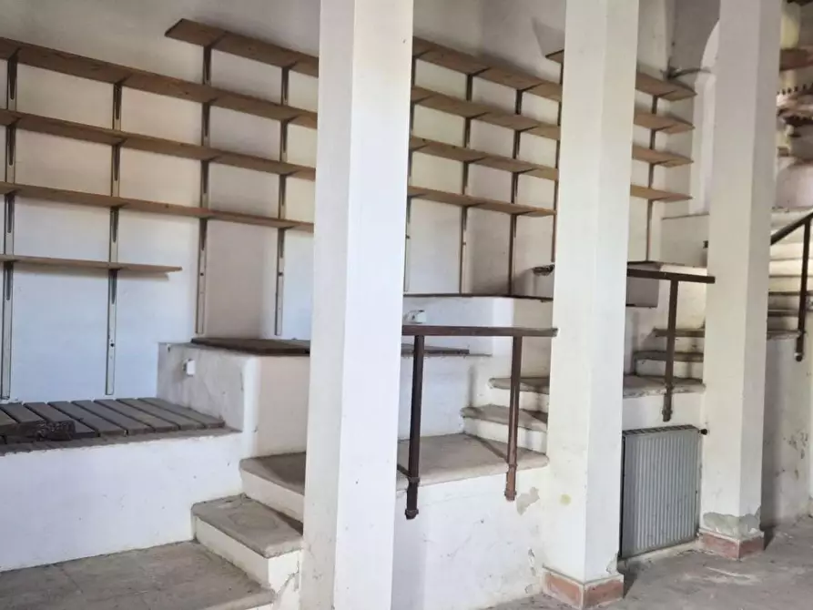 Immagine 19 di Rustico / casale in vendita  a Camaiore