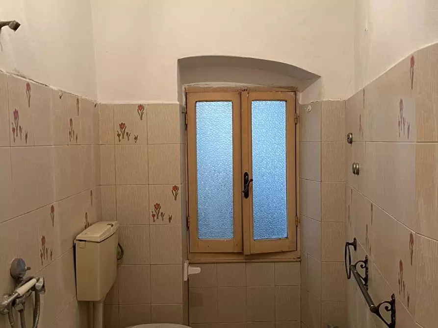 Immagine 3 di Appartamento in vendita  a Carrara