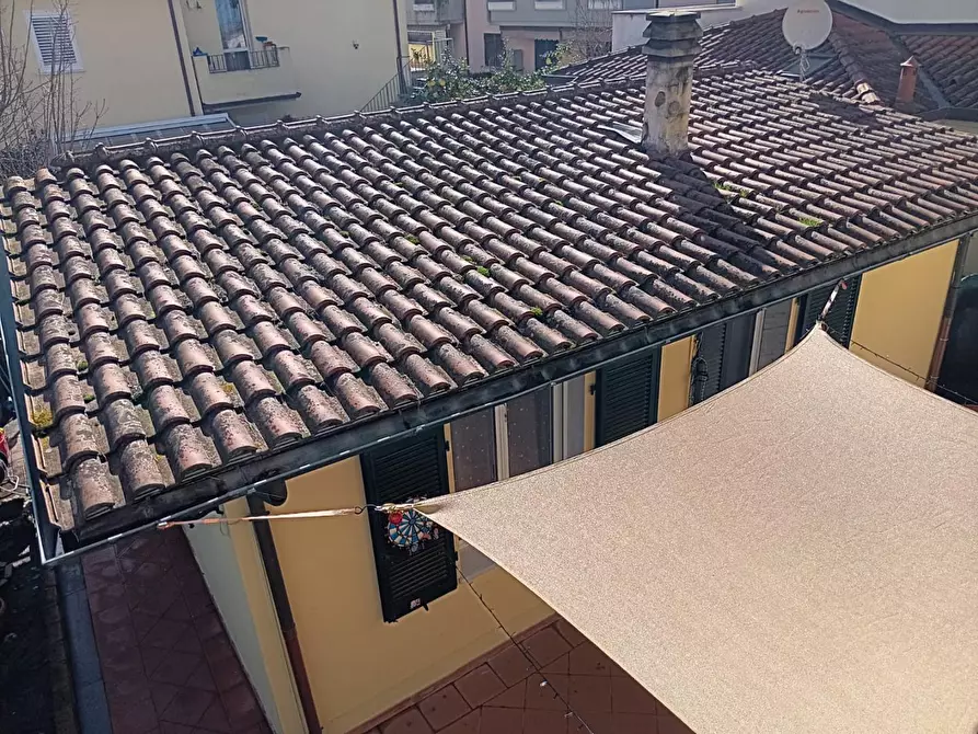 Immagine 4 di Casa indipendente in vendita  a Massa