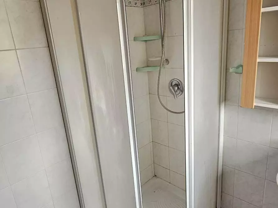 Immagine 22 di Appartamento in vendita  a Carmignano