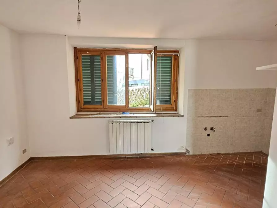 Immagine 8 di Appartamento in vendita  a Carmignano