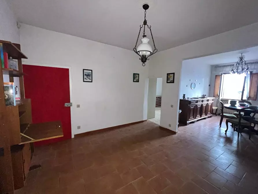 Immagine 1 di Appartamento in vendita  a Casole D'elsa