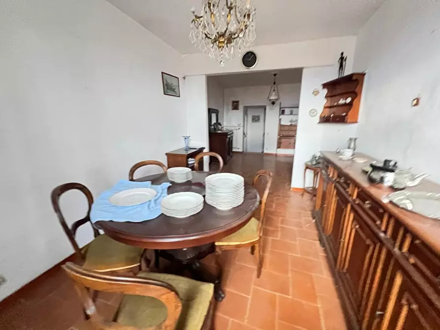 Immagine 3 di Appartamento in vendita  a Casole D'elsa