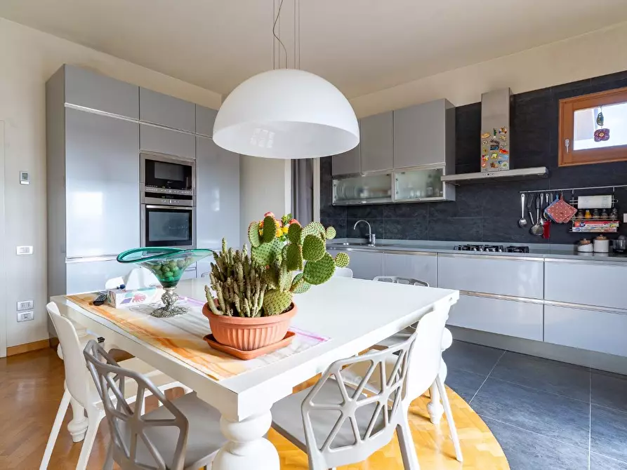 Immagine 13 di Appartamento in vendita  a Empoli