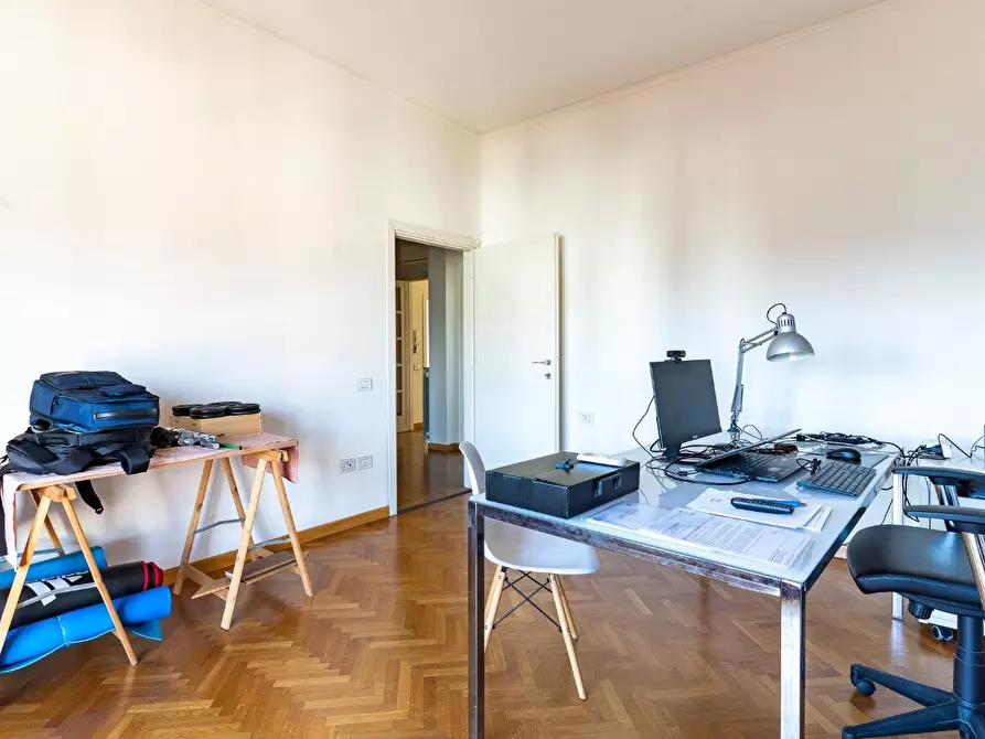 Immagine 37 di Appartamento in vendita  a Empoli