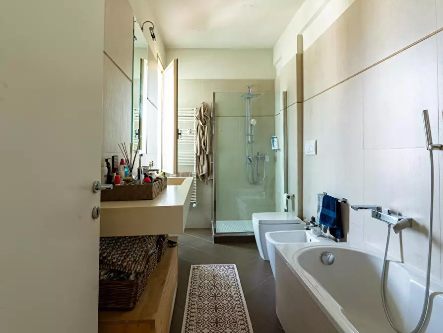 Immagine 40 di Appartamento in vendita  a Empoli