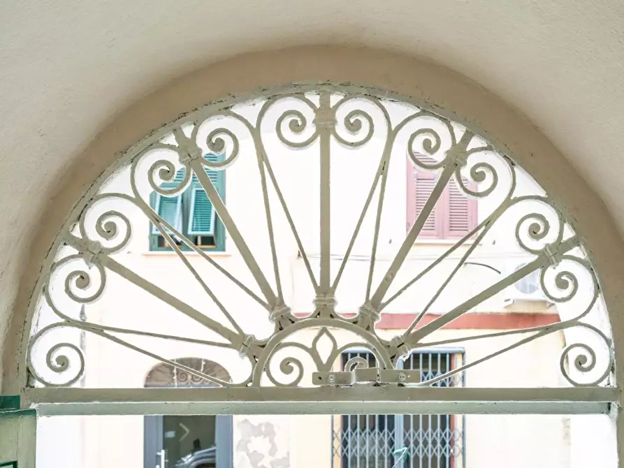 Immagine 14 di Appartamento in affitto  a Massa