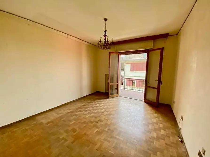 Immagine 12 di Appartamento in vendita  a Montecatini Terme