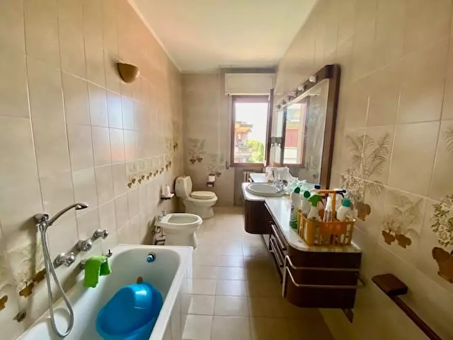 Immagine 14 di Appartamento in vendita  a Montecatini Terme