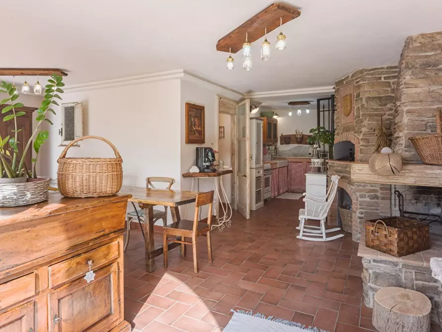 Immagine 10 di Casa indipendente in vendita  a Terricciola