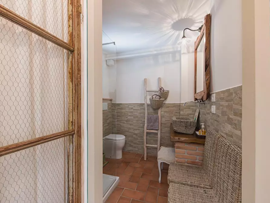 Immagine 37 di Casa indipendente in vendita  a Terricciola